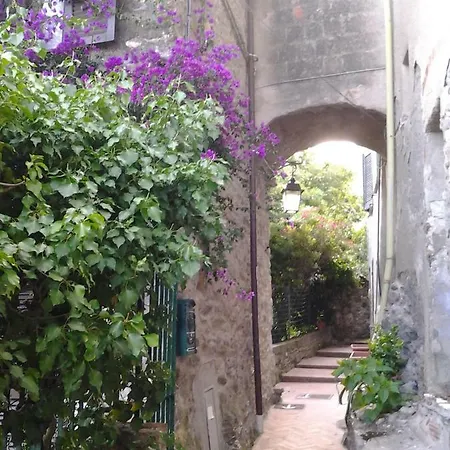 Holiday home Romantico Charme Nel Borgo Ameglia